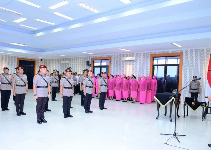 Kapolda Jambi Pimpin Sertijab 5 PJU dan 2 Kapolres