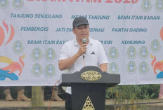 Wabup Katamso Buka Turnamen Sepak Bola Camat Cup Bram Itam 2025