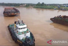 Tongkang Batu Bara Tabrak Jembatan Tembesi