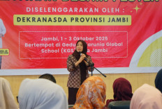 Lewat Pelatihan Desain Fesyen, Hesti Haris Dorong Wastra Jambi Naik Kelas 