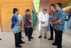 Pedagang Keluhkan Pasar TAC Sepi