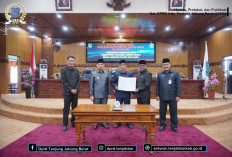 DPRD Gelar Rapat Paripurna Penetapan Pimpinan DPRD Tanjab Barat Masa Jabatan 2024-2029