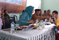 Pj Bupati Merangin dan Ny Suflini Promosikan Gemarikan,  Di Desa Muara Delang Kecamatan Tabir Selatan