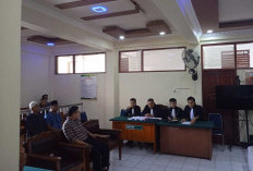 Ahmadi Akhirnya Muncul di Sidang, Sebut Tidak Ada Perintah Pengrusakan 