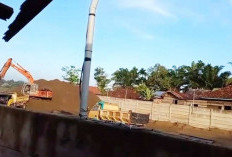 DLH Muarojambi Bakal Lapor ke Provinsi, Ada Stockpile di Tengah Pemukiman Warga