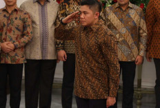 Teddy Bantah Hasan Nasbi Mundur