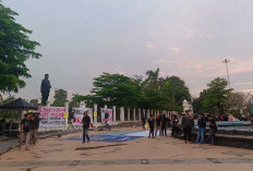 Mahasiswa Kembali Suarakan 17+8 Tuntutan 