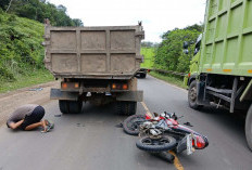 Truk Mendadak Berhenti, Tiga Kendaraan Tabrakan  Beruntun di Jujuhan