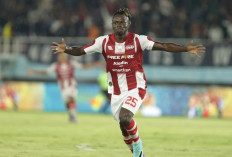 Moussa Sidibe Bikin Hattrick, Persis Solo Tumbangkan Madura United 3-2!