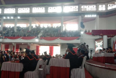 Bertepatan dengan Dies Natalis ke-61, Universitas Jambi melepaskan 711 Wisudawan/Wisudawati yang ke-109