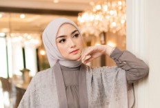 Stylish dan Modis dengan Hijab