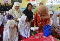 Peringati Hari Ibu ke-96, BKOW Provinsi Jambi Gelar Aksi Sosial Beri Bantuan Kepada Anak-Anak yang Membutuhkan