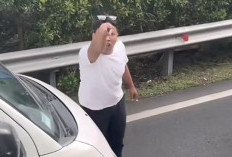 Tak Terima Ditegur karena Motong Jalan, Pengemudi Mobil Boks Cekcok dengan Sopir Truk