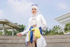 OOTD Liburan Hijab Simple dan Stylish