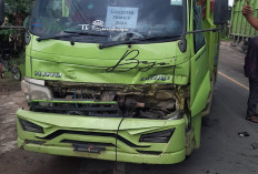 Mobil Pembawa Logistik Pemilu Kecelakaan di Sekernan Muarojambi