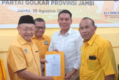 Maju Pilbup Batanghari, M Fadhil Arief Resmi Kantongi  Dukungan Golkar 