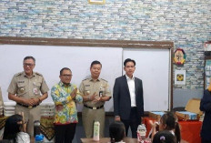 Gibran Rakabuming Raka Tinjau Program Makan Bergizi Gratis di SDN 03 Menteng