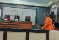Hakim Tolak Eksepsi Terdakwa, Sidang Narkotika Helen  Lanjut ke Pembuktian