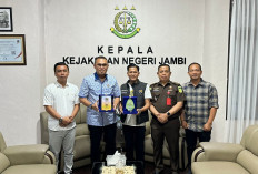 Jalin Silaturahmi dan Siap Bersinergi, Ketua PWI Kota Jambi Sambangi Kejaksaan Negeri Jambi 