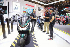 New Honda PCX160 Jadi Idola  Para Konsumen IIMS 2025