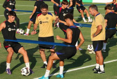 Hansi Flick Dikabarkan Perpanjang Kontraknya di Barca