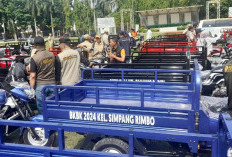 Bantu Atasi Permasalahan Sampah, Walikota Jambi Serahkan Gerobak Motor ke Kelurahan di Kota Jambi