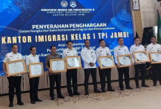 Pemkab Bungo Raih Penghargaan dari Kementerian Imigrasi dan Pemasyarakatan RI