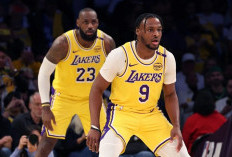 LeBron-Bronny James tampil bersama di laga pembuka Lakers