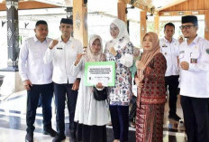 Zulva Fadhil Serahkan Bantuan Korban Bencana