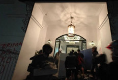Setelah Rumah Ahmad Sahroni, Giliran Kediaman Eko dan Uya Kuya Porak Poranda Dijarah Massa 