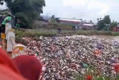 Sungai Batang Merao Dipenuhi Sampah