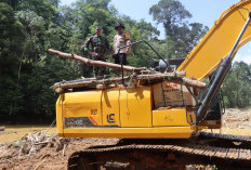 Polres Bungo Amankan Satu Alat Excavator