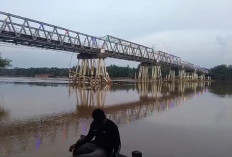 Vender Jembatan Tembesi Mulai Diperbaiki