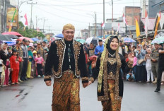 Dinas Pendidikan dan Kebudayaan Tanjabbar Sukses Gelar Pawai Pembangunan