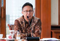 Menkes Budi Gunadi Bahas Kasus Bunuh Diri Dokter Muda di Undip