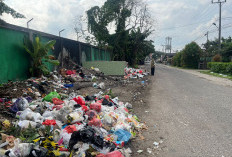 Pj Walikota Jambi Lihat Langsung Kondisi Sampah di Kota Jambi, Begini Kondisinya