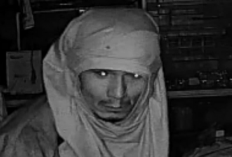 Wajah Terekam Jelas di CCTV, Pembobol Warung Gasak Rokok Rp10 Juta Lansung Diciduk Polisi 