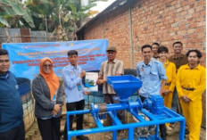 Penguatan Ekonomi Kelompok Perikanan Mina Usaha Bahagia  Melalui Inovasi Alat Pakan dan Pelatihan Manajemen Bi