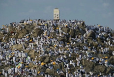 Tunaikan Ibadah Haji, Lebih dari 1,8 Juta Umat Islam Berkumpul di Gunung Arafah