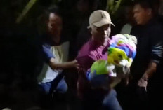 TUNGKAL HEBOH! Terdengar Suara Gemuruh, Tanah Longsor Timpa Rumah 2 Bocah Tertimbun dan Meninggal