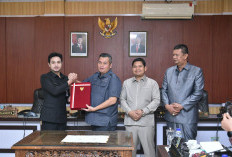 Pendapatan Daerah Naik, Belanja Terkendali : Pemkot Jambi Sampaikan KUA-PPAS Perubahan
