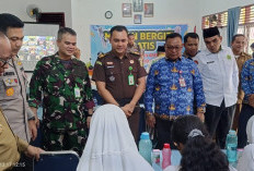 Pj Bupati Sarolangun Luncurkan Makan Sehat Bergizi 