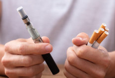 Rokok vs Vape, Mana yang Lebih Bahaya? Berikut Penjelasannya 