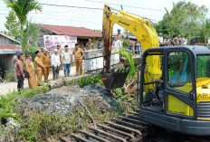 Normaliasi Parit Atasi Banjir