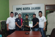 Raden Ridwan Mendaftar ke PKB Maju di Polwako Jambi 