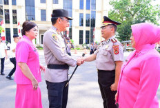 Ratusan Personel Naik Pangkat