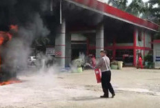 Motor Terbakar di SPBU Desa Muara Belengo