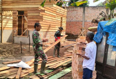 Tim TMMD Bangun Rumah Lansia