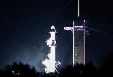 SpaceX Sukses Meluncurkan 23 Satelit Starlink untuk Perluasan Layanan Internet