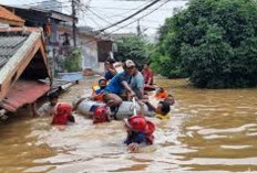 BNPB Sebut Evakuasi Korban Banjir Kolaborasi dengan Banyak Pihak